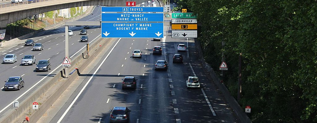 Autoroute A4 direction Province